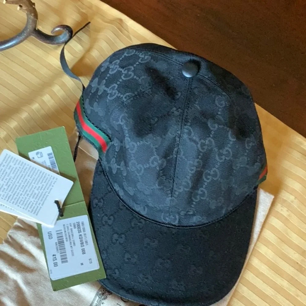 Gucci Cap - Picture 2 of 2
